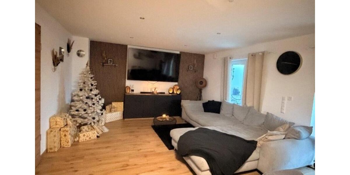 Doppelhaushälfte Osterhofen - 5 Zimmer, 155 m&sup2;, 1.350&euro; | Angebot:24307090