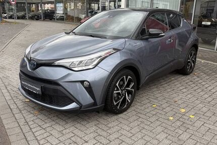 Toyota C-HR 48.296 km 22.990 € Berlin 13403
