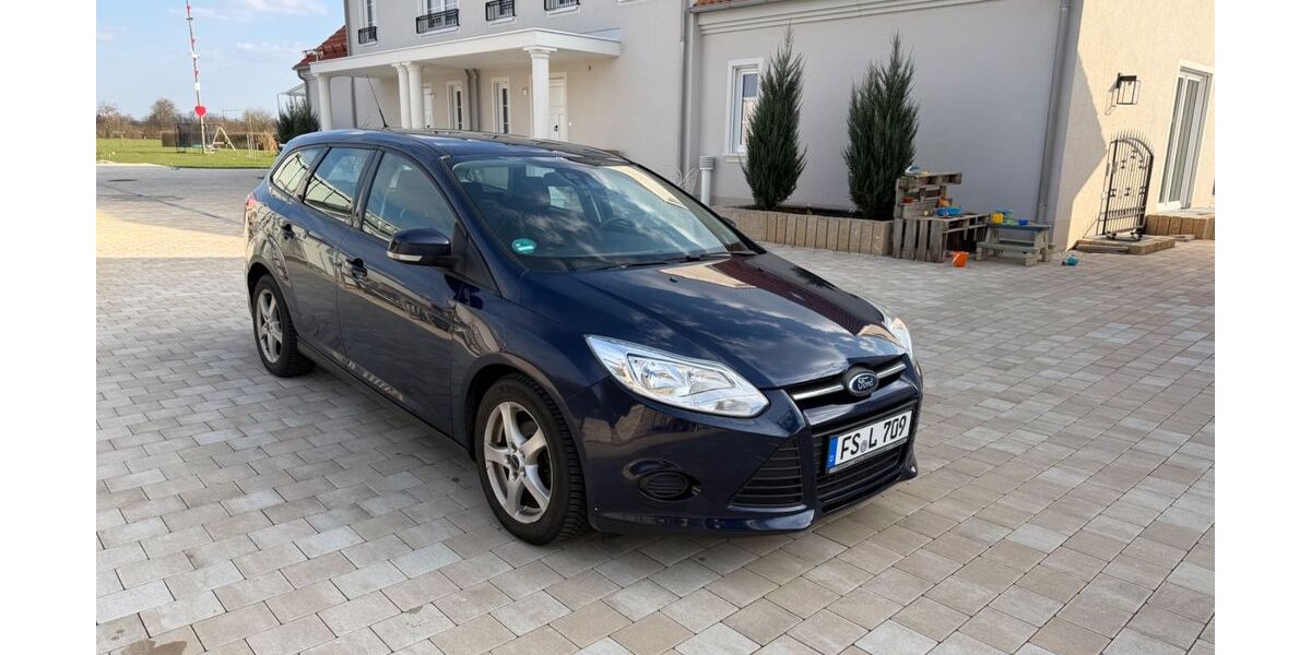 Ford Focus 151.000 km 6.900 &euro; Hallbergmoos 85399