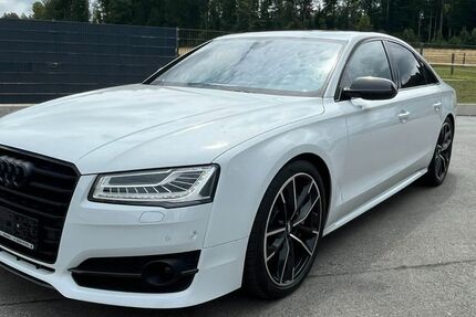 Audi S8 88.500 km 49.300 € Sonnen 94164
