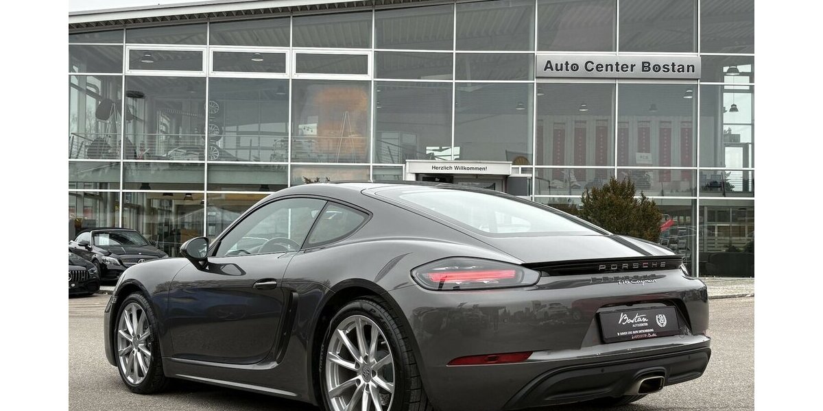 Porsche Cayman 718 KAMERA/NAVIGATION/SITZHEIZUNG 14.510 km 59.900 &euro; Villingen-Schwenningen 78054