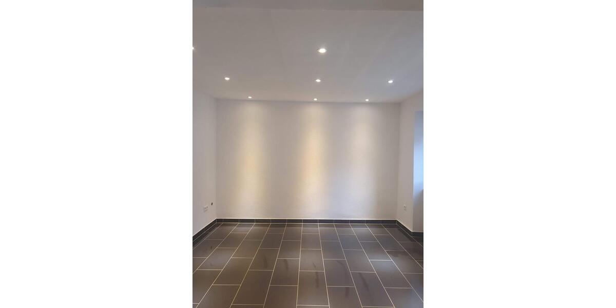 Doppelhaushälfte Bretten - 5 Zimmer, 110 m&sup2;, 1.350&euro; | Angebot:26581929