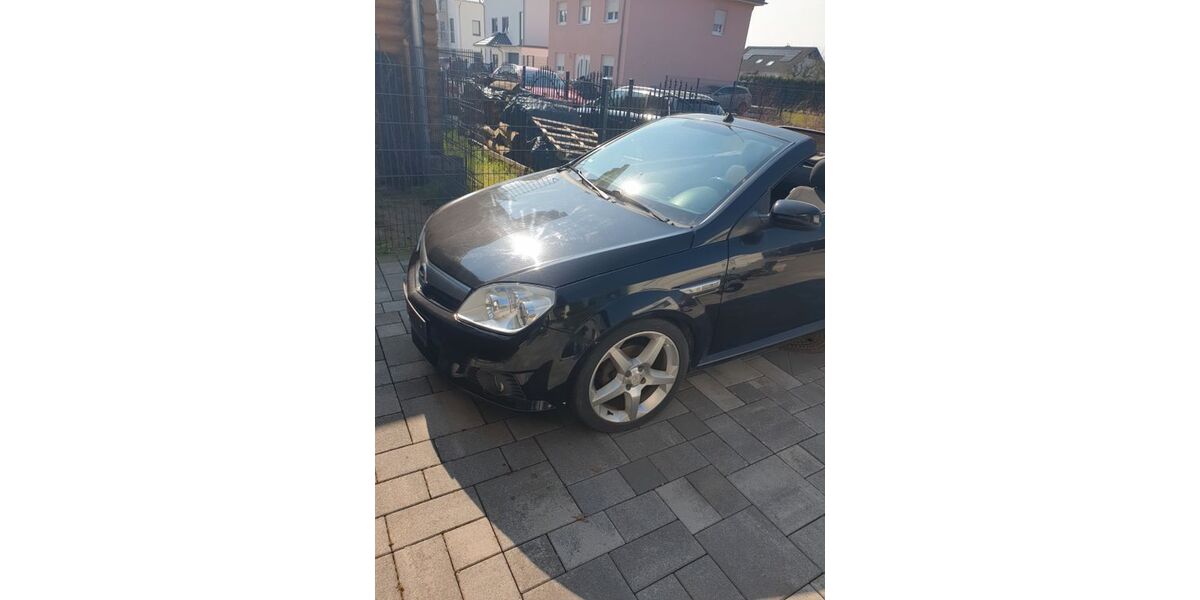 Opel Tigra 175.000 km 550 &euro; Limburg 65549