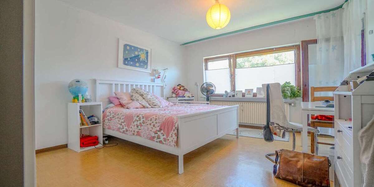 Einfamilienhaus mit ELW in Herborn OT mit Garten, Terrasse und Garage - Einfamilienhaus Herborn | Angebot:27332775