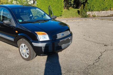 Ford Fusion 107.200 km 2.750 € Knittlingen 75438
