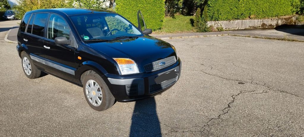 Ford Fusion 107.200 km 2.750 € Knittlingen 75438