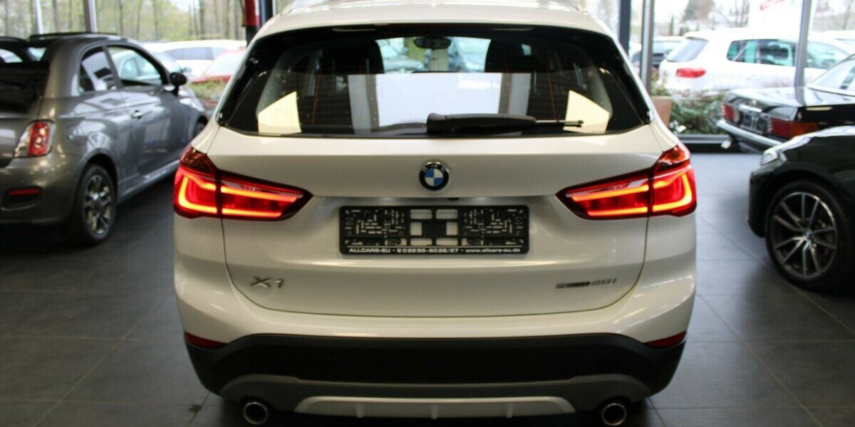 BMW X1 sDrive20i Aut. Sport Line 16.245 km 22.980 &euro; Euskirchen 53881