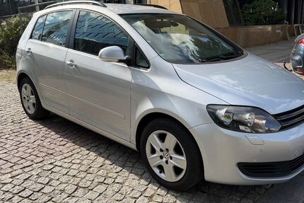 VW Golf 250.000 km 4.299 € Berlin 10553