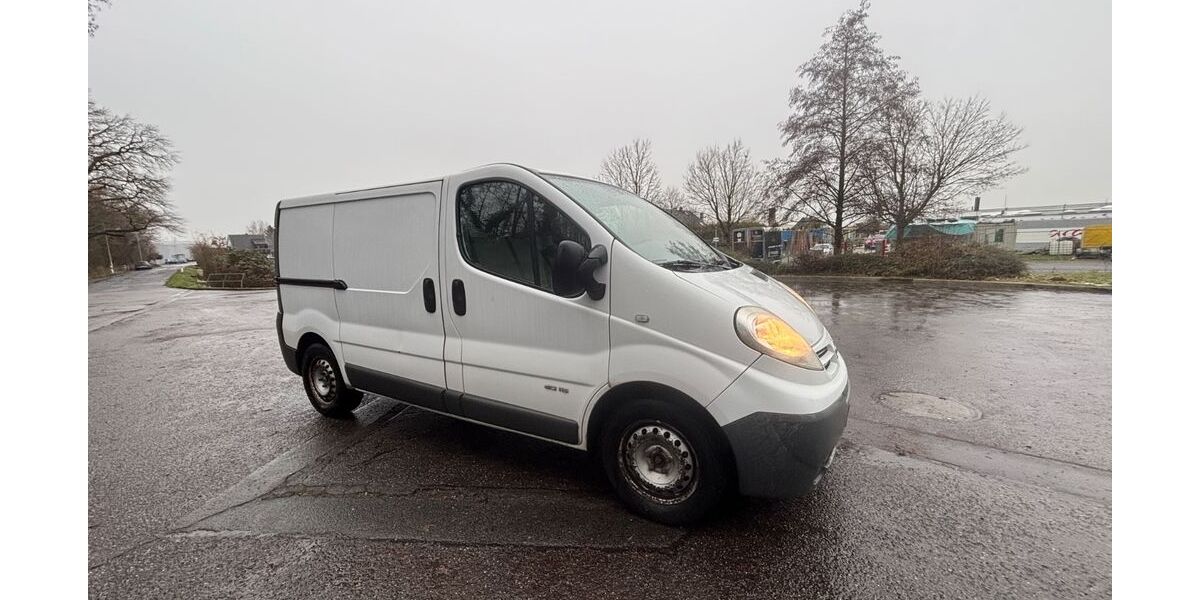 Nissan Primastar 227.000 km 5.300 &euro; Leverkusen 51381