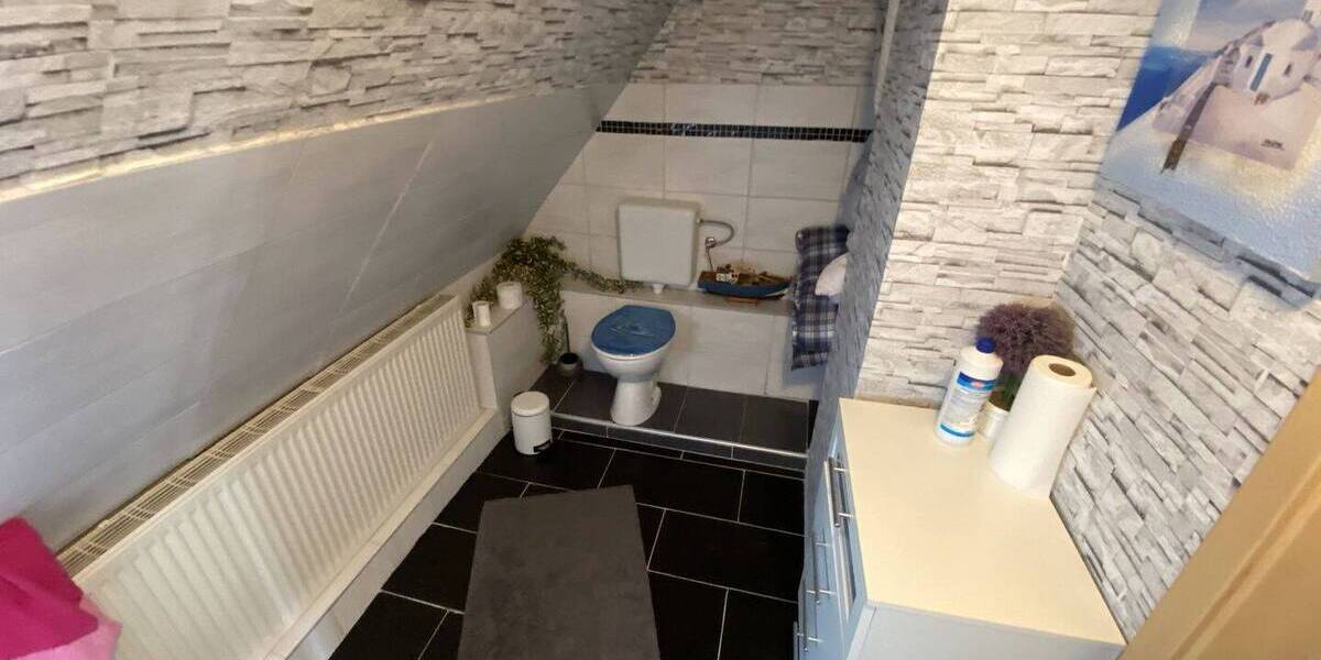 Reihenendhaus Bernburg - 3 Zimmer, 110 m&sup2;, 120.000&euro; | Angebot:26105448