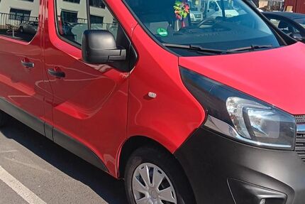 Opel Vivaro 275.000 km 8.999 &euro; Dresden 01237