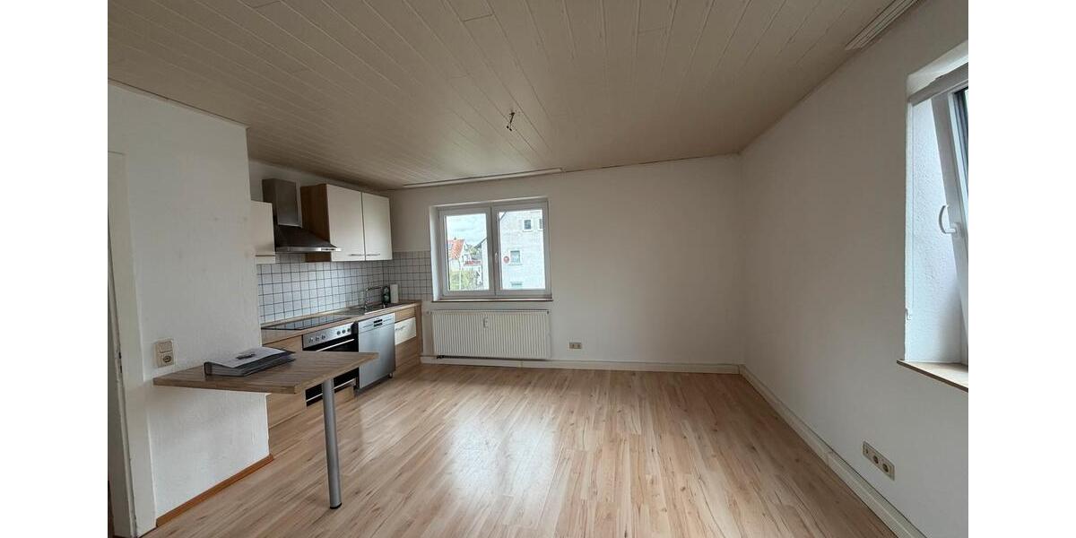 Etagenwohnung Weimar (Lahn) - 3 Zimmer, 75 m&sup2;, 900&euro; | Angebot:26406728