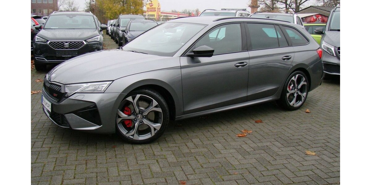 Skoda Octavia RS 2.0TSi AHK ACC LED Kamera 4.466 km 36.980 &euro; Falkensee 14612