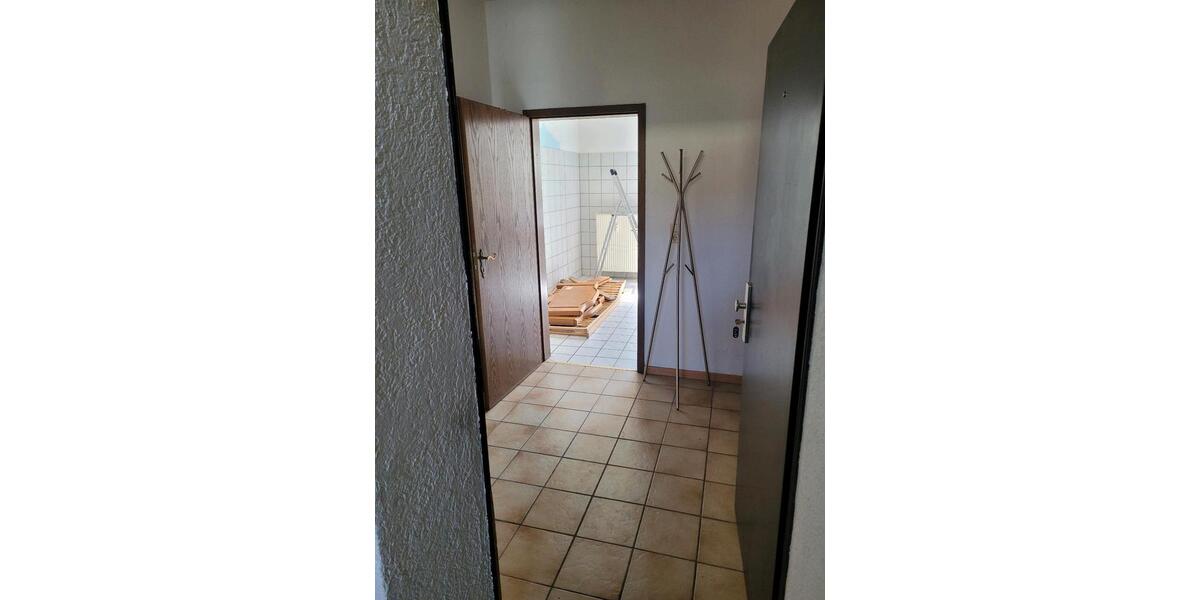 Erdgeschoßwohnung Ottweiler - 3 Zimmer, 100 m&sup2;, 650&euro; | Angebot:26199896