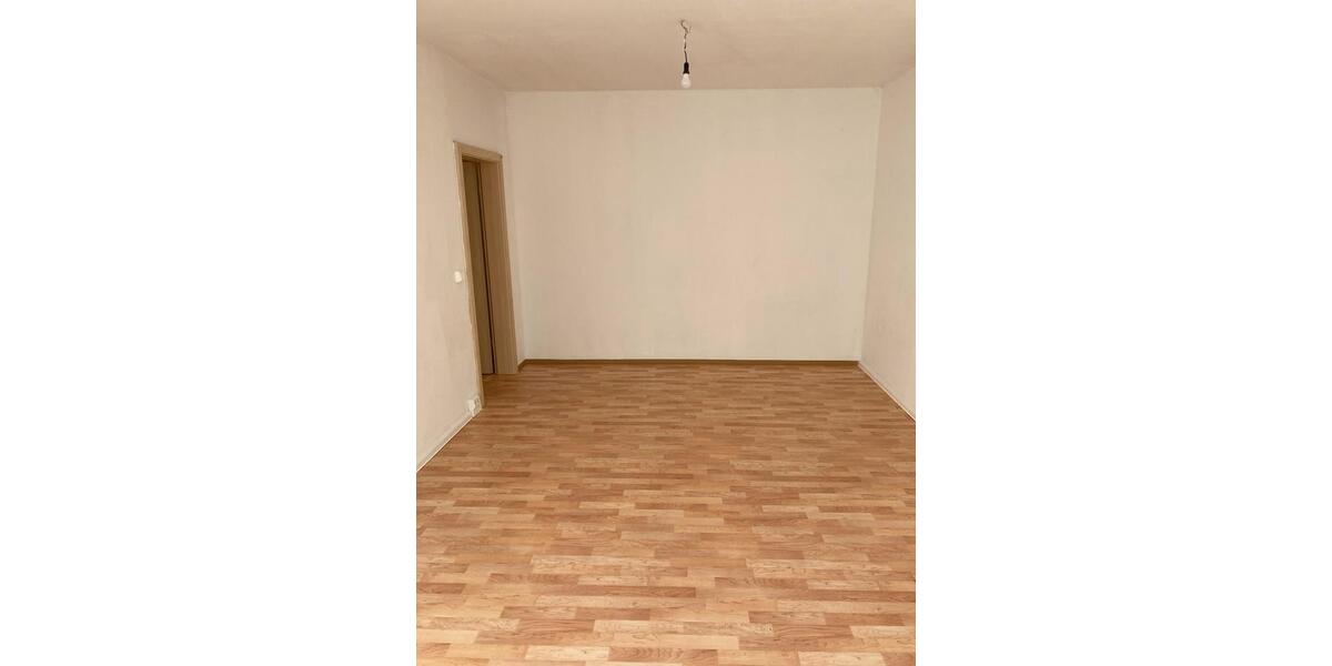 Etagenwohnung Gera - 2 Zimmer, 67 m&sup2;, 405&euro; | Angebot:26379716