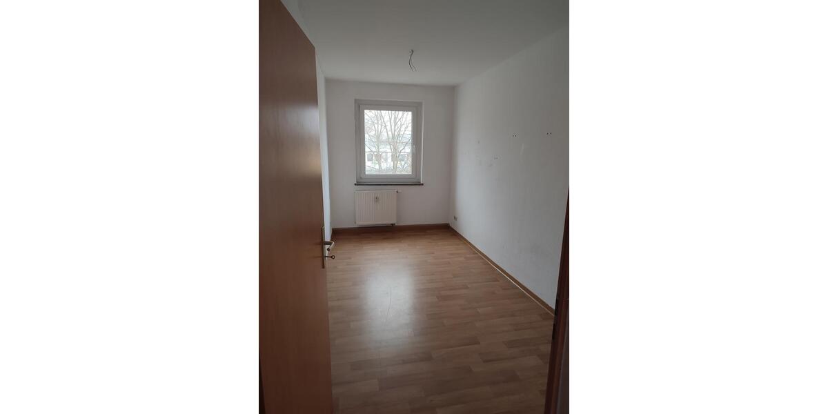 Etagenwohnung Kamenz - 5 Zimmer, 84 m&sup2;, 570&euro; | Angebot:25907378