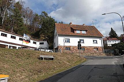 Haus Waldeck - 8 Zimmer, 189 m&sup2;, 980&euro; | Angebot:25349644