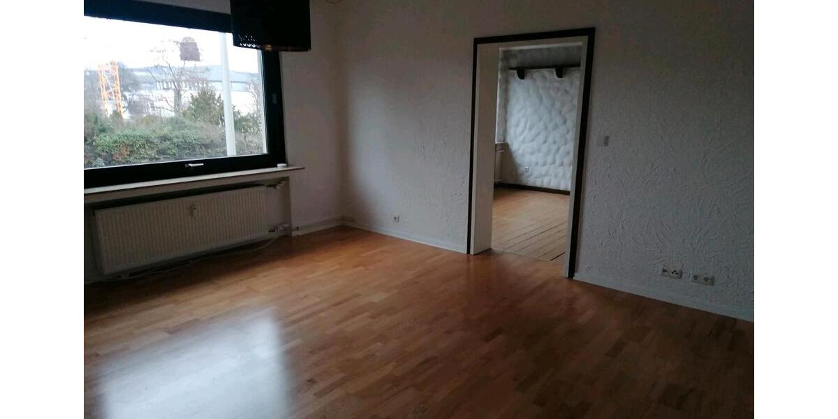 Hochparterre Bad Neuenahr-Ahrweiler Ahrweiler - 2.5 Zimmer, 90 m&sup2;, 630&euro; | Angebot:25052848