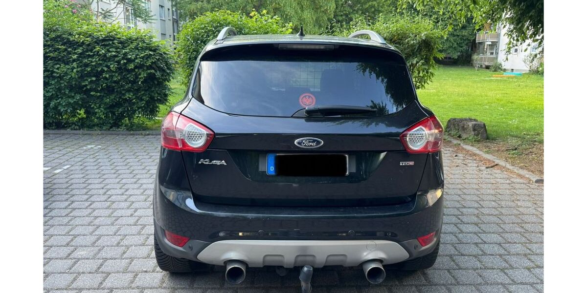 Ford Kuga 172.000 km 6.999 &euro; Stuttgart 70469