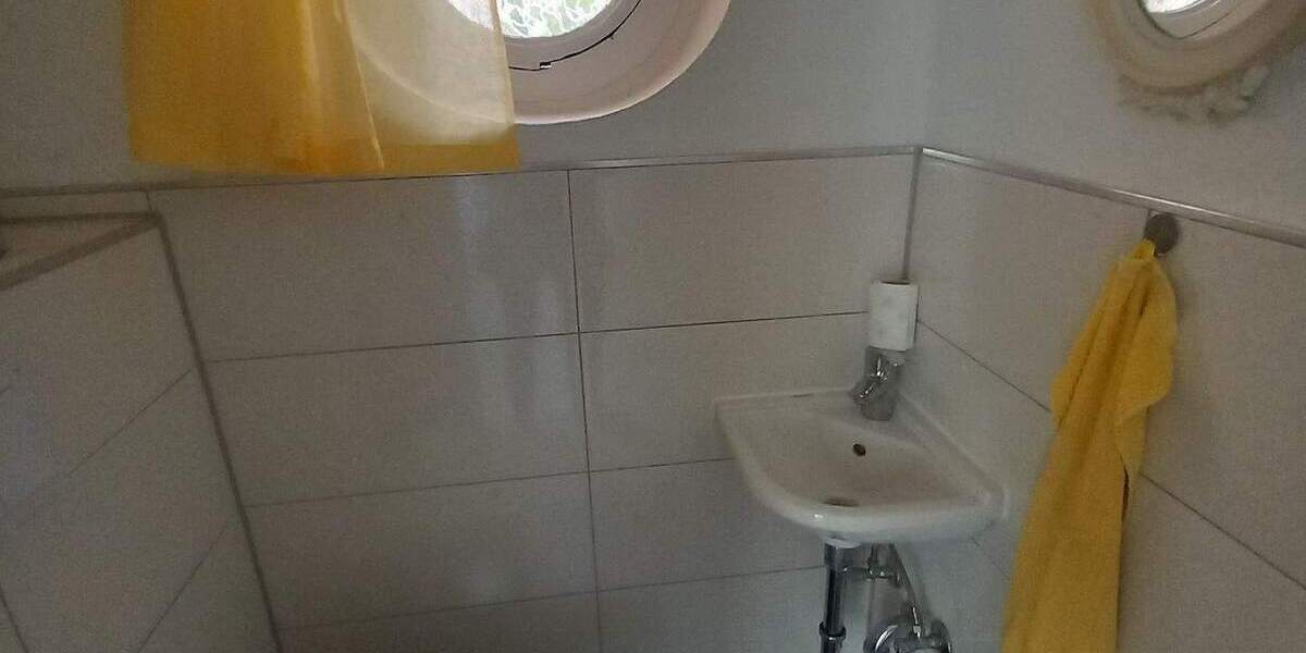 Etagenwohnung Waltershausen - 4 Zimmer, 106 m&sup2;, 199.000&euro; | Angebot:25780389