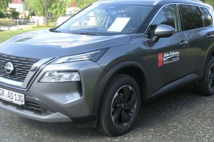 Nissan X-Trail 4.500 km 32.900 &euro; Ebersbach-Neugersdorf 02727
