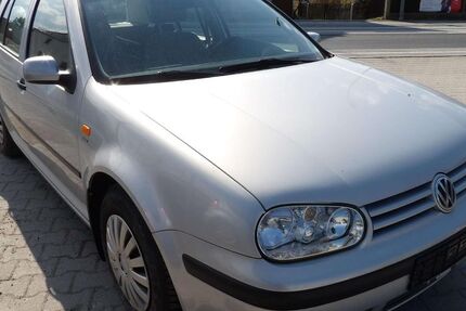 VW Golf 133.000 km 3.999 &euro; Bautzen 02625