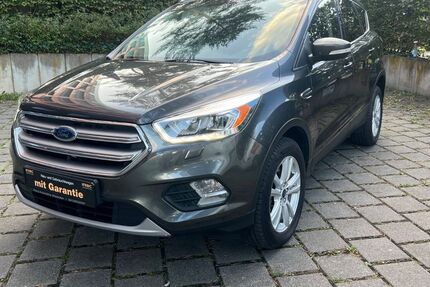 Ford Kuga 96.400 km 12.490 &euro; Wiesbaden 65197