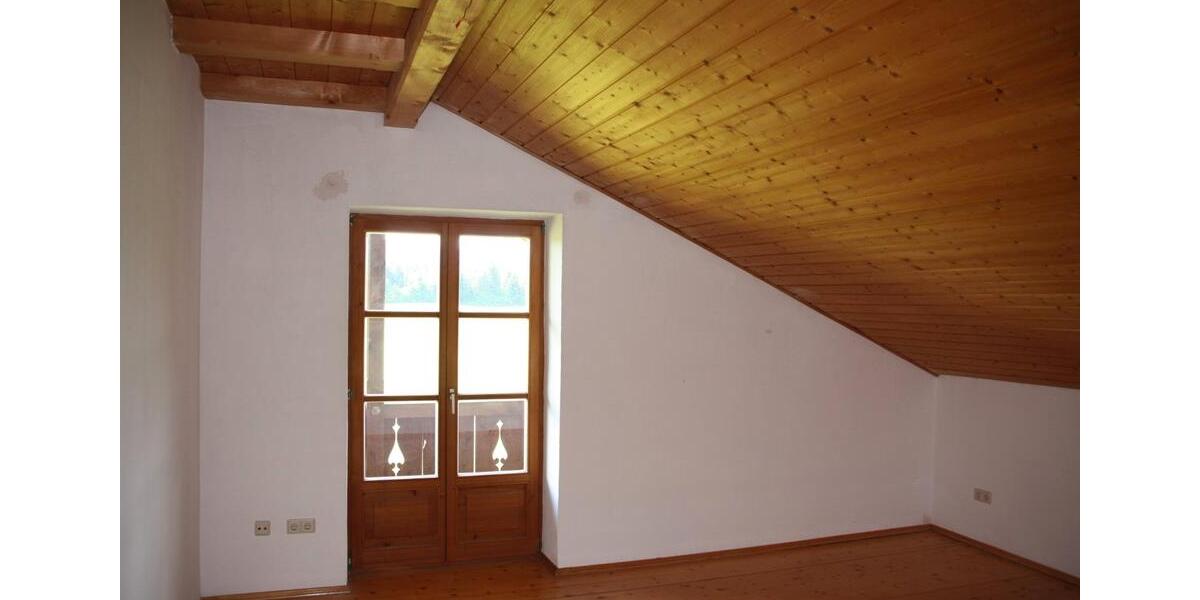 Einfamilienhaus Waakirchen - 5 Zimmer, 130 m&sup2;, 1.790&euro; | Angebot:26652349