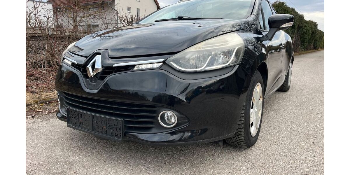 Renault Clio 158.580 km 4.700 &euro; München 80935