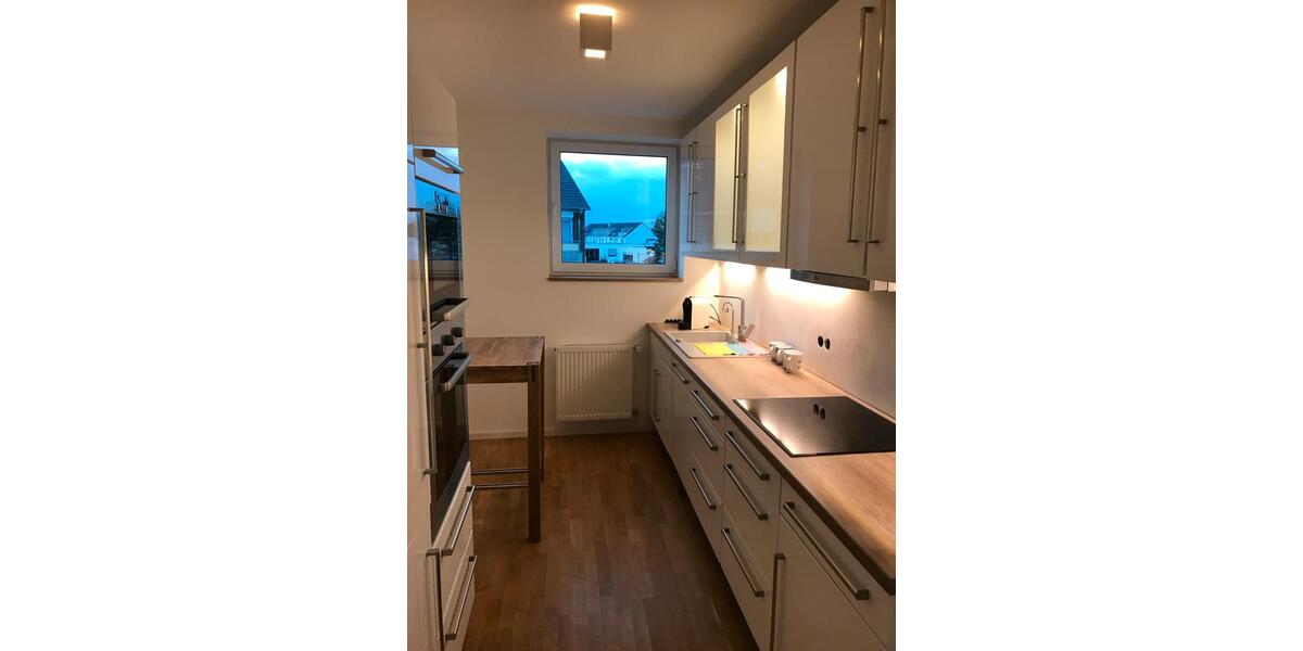 Einfamilienhaus Meerbusch - 2 Zimmer, 69 m&sup2;, 1.350&euro; | Angebot:26644903