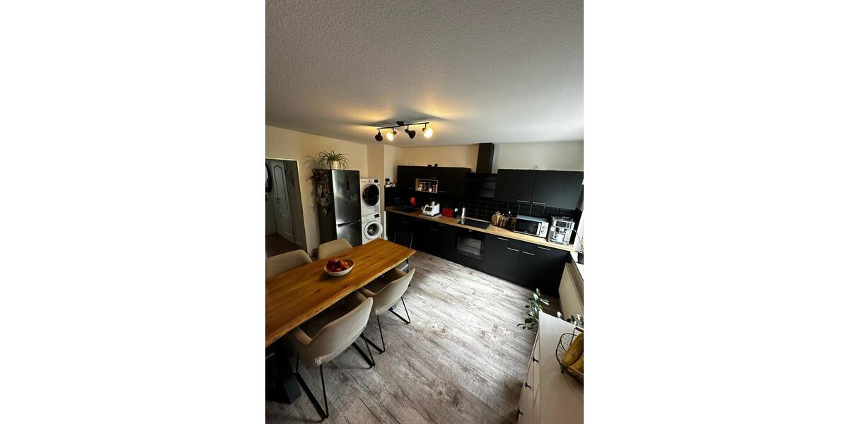 Etagenwohnung Ronnenberg - 3 Zimmer, 90 m&sup2;, 270.000&euro; | Angebot:27025526