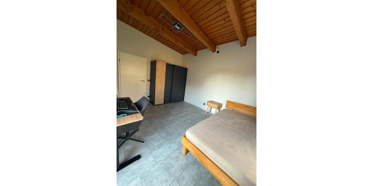 Bungalow Neu Wulmstorf - 9 Zimmer, 180 m&sup2;, 1.050.000&euro; | Angebot:27257482
