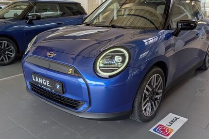 Mini Cooper SE 2.600 km 31.990 &euro; Sundern 59846