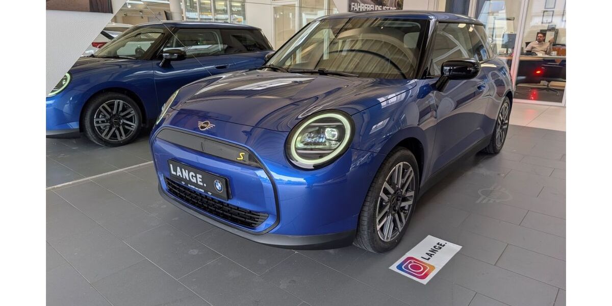 Mini Cooper SE 2.600 km 31.990 &euro; Sundern 59846