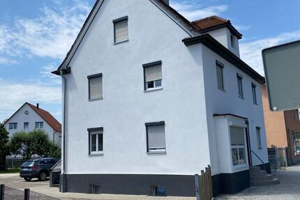 Haus Vöhringen - 10 Zimmer, 188 m&sup2;, 645.000&euro; | Angebot:24831866