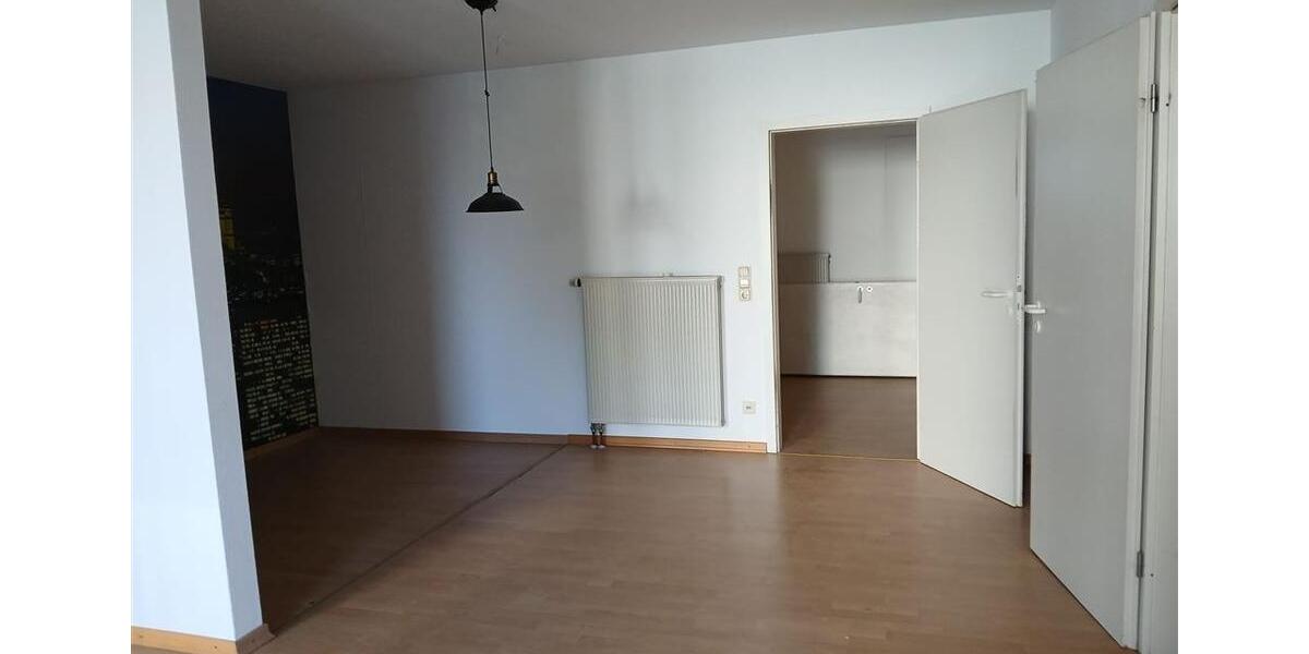 Etagenwohnung Homburg - 3 Zimmer, 102 m&sup2;, 950&euro; | Angebot:26425776
