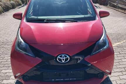 Toyota Aygo (X) 62.500 km 8.950 &euro; Lenzkirch 79853