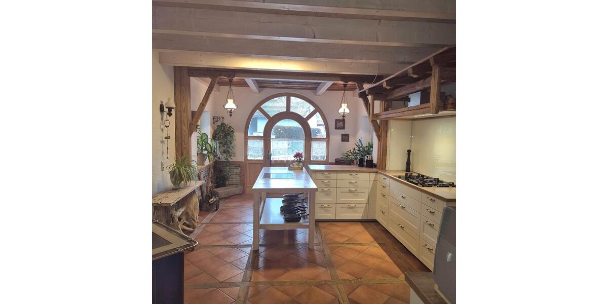 Einfamilienhaus Neuching - 11 Zimmer, 402 m&sup2;, 2.150.000&euro; | Angebot:26890323