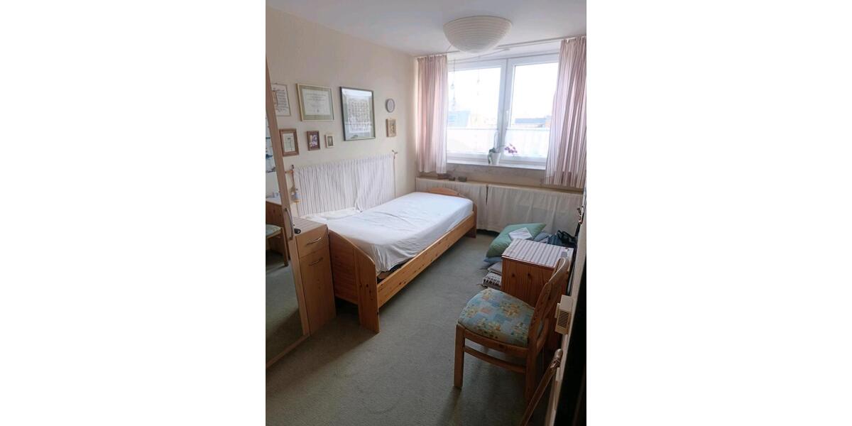 Dachgeschoßwohnung Höxter - 5 Zimmer, 110 m&sup2;, 130.000&euro; | Angebot:27234452