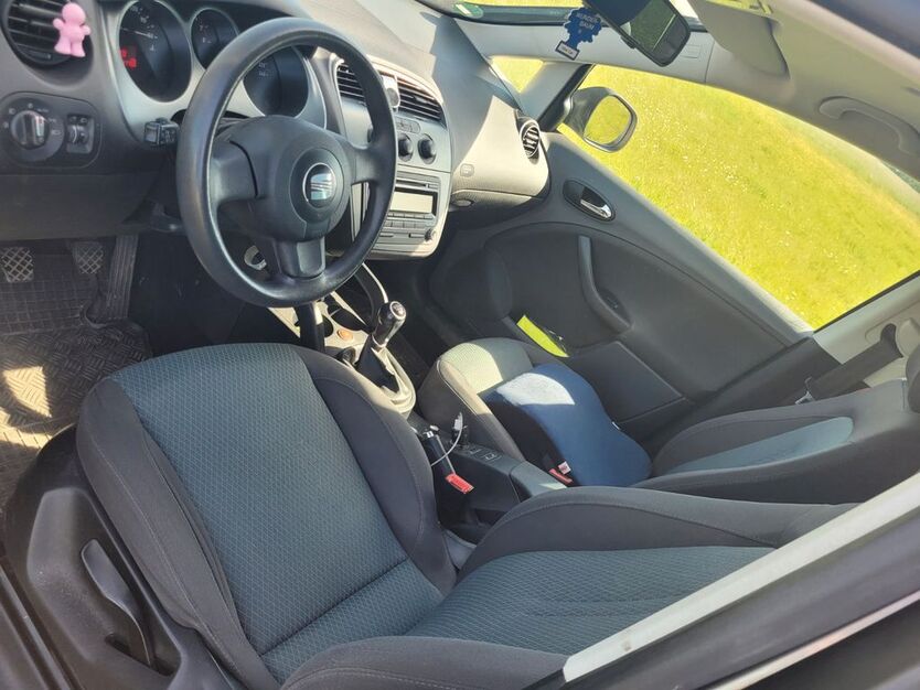 Seat Altea 208.000 km 2.600 € Obertshausen 63179