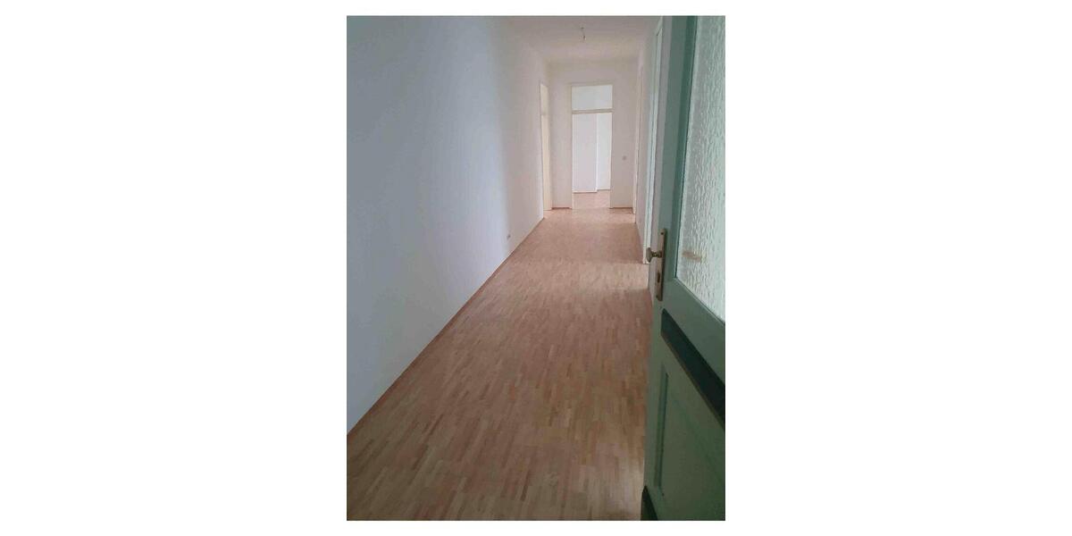 Etagenwohnung Treuen - 3 Zimmer, 83 m&sup2;, 550&euro; | Angebot:26006954
