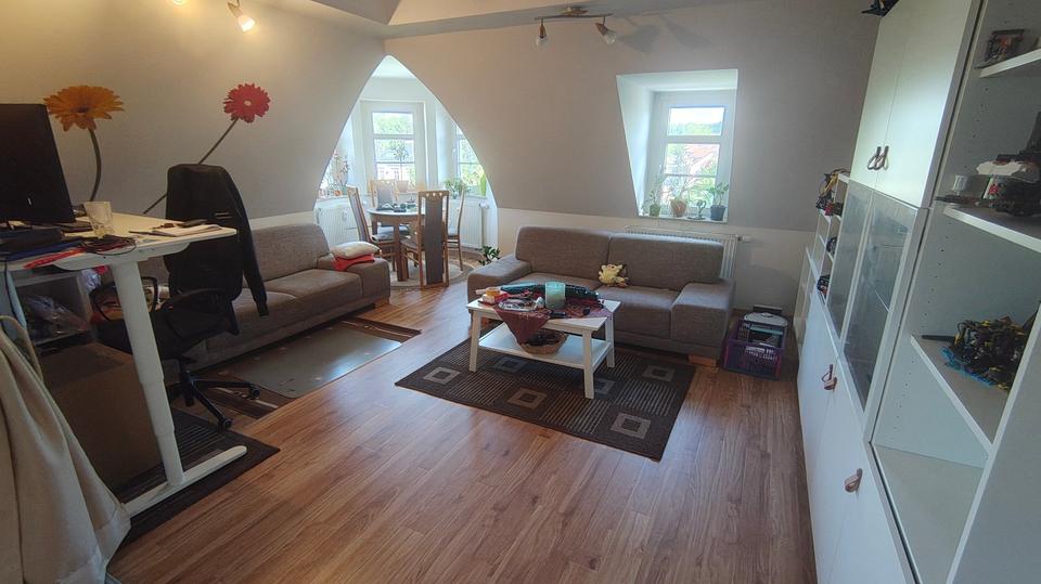 Dachgeschoßwohnung Großröhrsdorf - 4 Zimmer, 115 m&sup2;, 920&euro; | Angebot:26665606