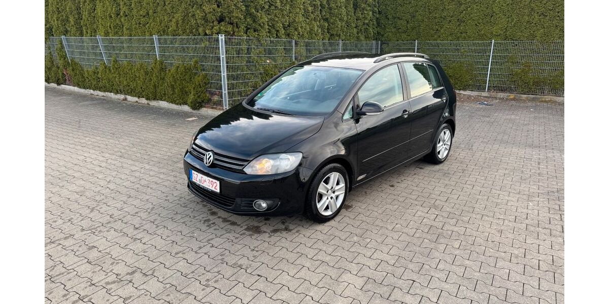 VW Golf 126.000 km 4.650 &euro; Kötz 89359