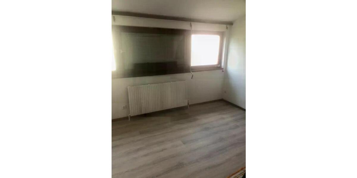 Dachgeschoßwohnung Berlin Neukölln - 3.5 Zimmer, 70 m&sup2;, 1.000&euro; | Angebot:25477890