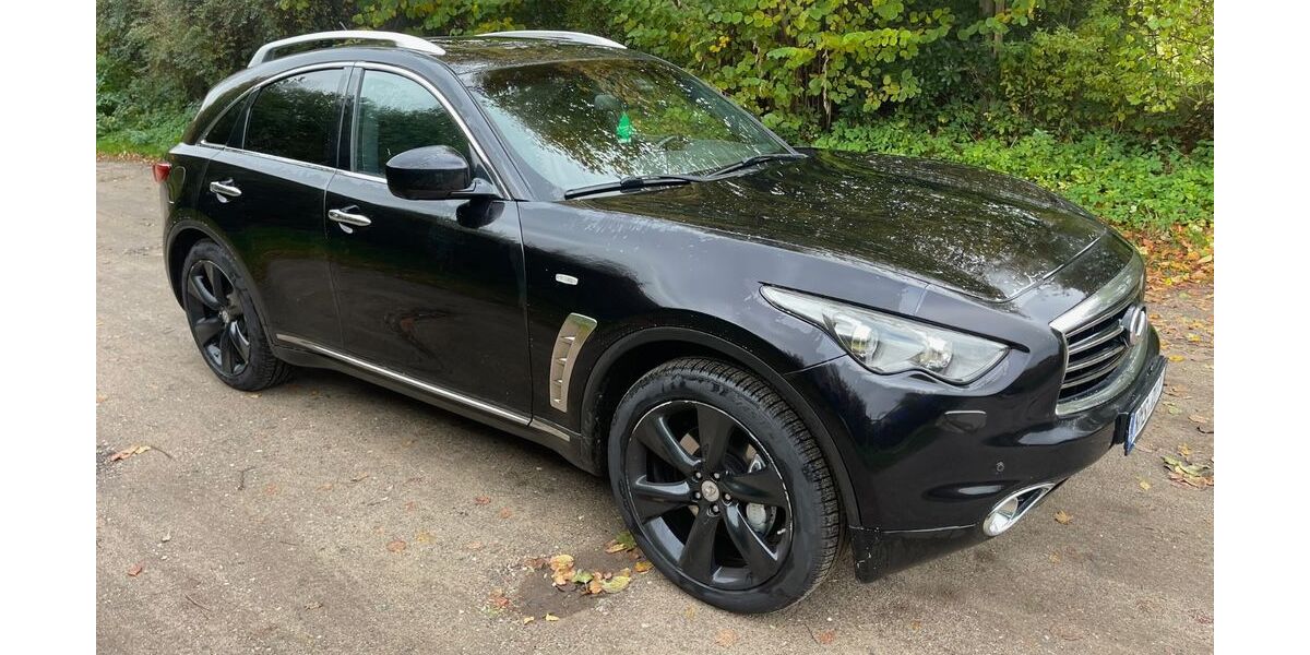 INFINITI FX 232.200 km 8.450 &euro; Neumünster 24539