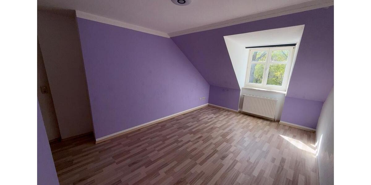 Etagenwohnung Pritzwalk - 6 Zimmer, 160 m&sup2;, 1.200&euro; | Angebot:26412835