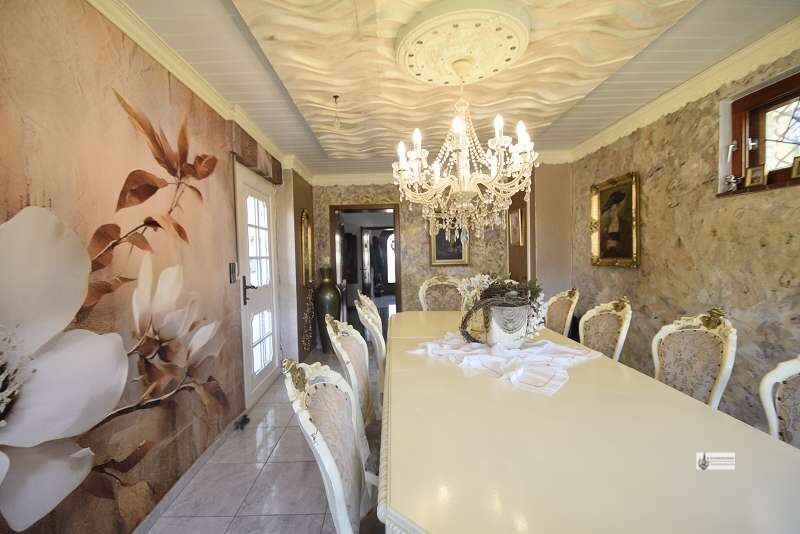 Haus mir Charakter! Garten, Garage, Pool Yaccuzzi, TOP Einrichtung, PV Anlage, Einfach SUPER! - Einfamilienhaus Syke Syke | Angebot:26737396