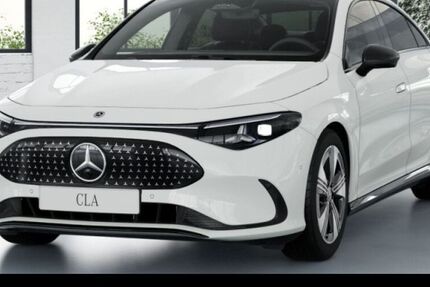 Mercedes-Benz CLA 350 9.900 km 51.900 &euro; München 80636
