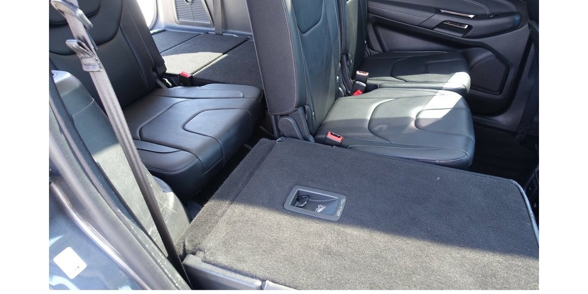 Ford S-Max Titanium AWD Pano AHK 7 Sitze Kamera 8x Alu 156.400 km 15.950 &euro; Neumarkt/OPf 92318
