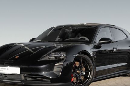 Porsche Taycan 14.300 km 94.350 &euro; Reutlingen 72770